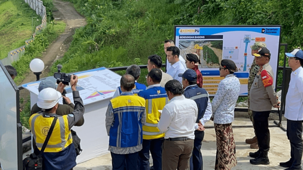 Gibran Tinjau Bendungan Bagong, Progres PTPP Lampaui Target 59 Persen