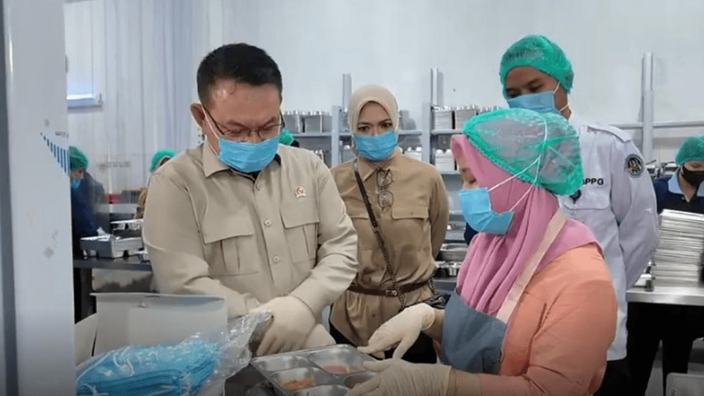 KSP Dudung Sidak Dapur MBG, Temukan Belatung dan Ancam Tutup SPPG