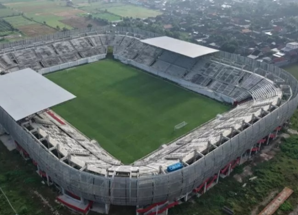 Pembangunan Stadion GDJ Masuk Tahap Ketiga, Fokus Pemasangan Atap dan Akses Suporter 2 Stadion GDJ