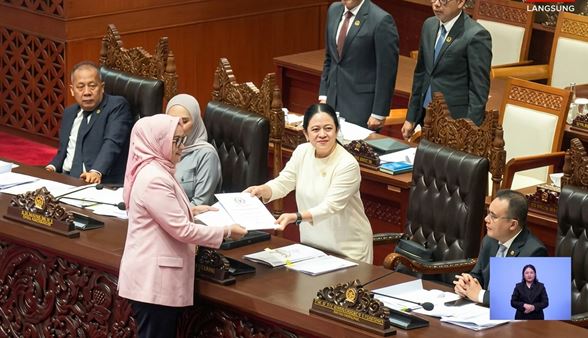 Polemik RUU Pelindungan Ketenagakerjaan: Upah Minimum Naik Setiap Tahun, tetapi Mengapa Buruh Tetap Khawatir Inflasi? 1 RUU Pelindungan Ketenagakerjaan